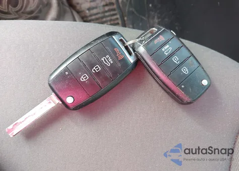 2015 Kia Optima Lx из США, поврежденный, VIN KNAGM4A72F5653573